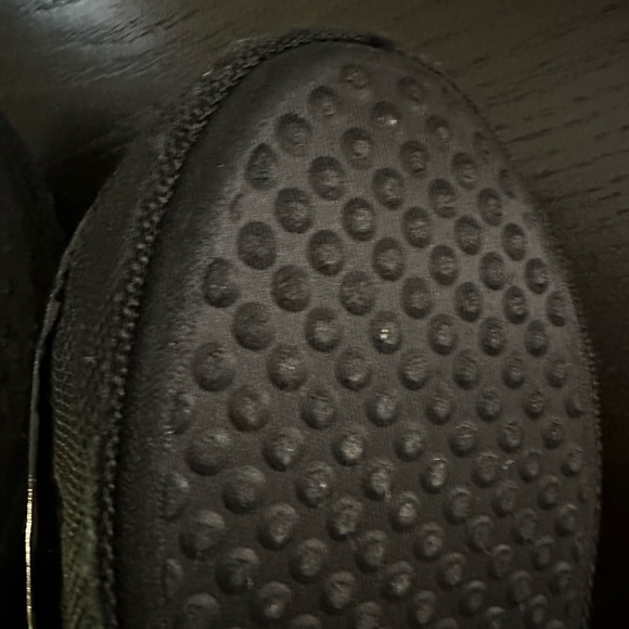 CAPEZIO GLAM WARM UP BOOTIE'S JET BLACK MEDIUM (7-8). - Picture 5 of 9